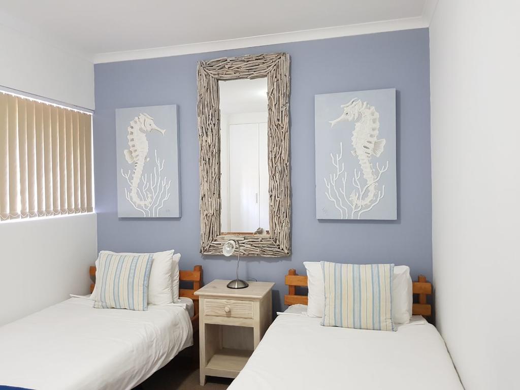 Point Village Accommodation - Santos 7 Mossel Bay Exterior photo